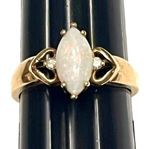 10K Gold Opal Ring Genuine Marquise Cut Size 6.5 Diamonds In Heart Metalwork Vtg